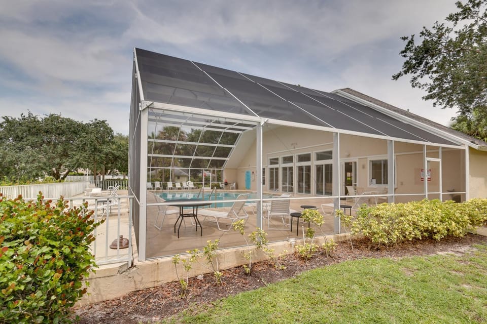 7 Mi to Beach! Bonita Springs Condo w/ Pool Access House in Bonita Springs