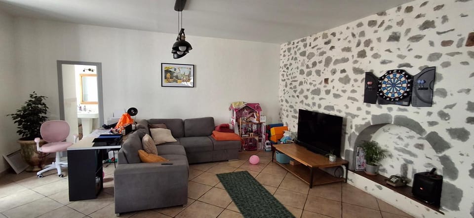 3 chambres dans maison House in Aurillac