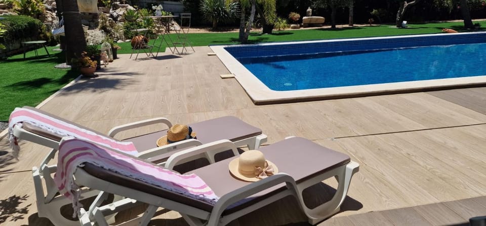 Palm Suites Algarve Bed and Breakfast in Portimao