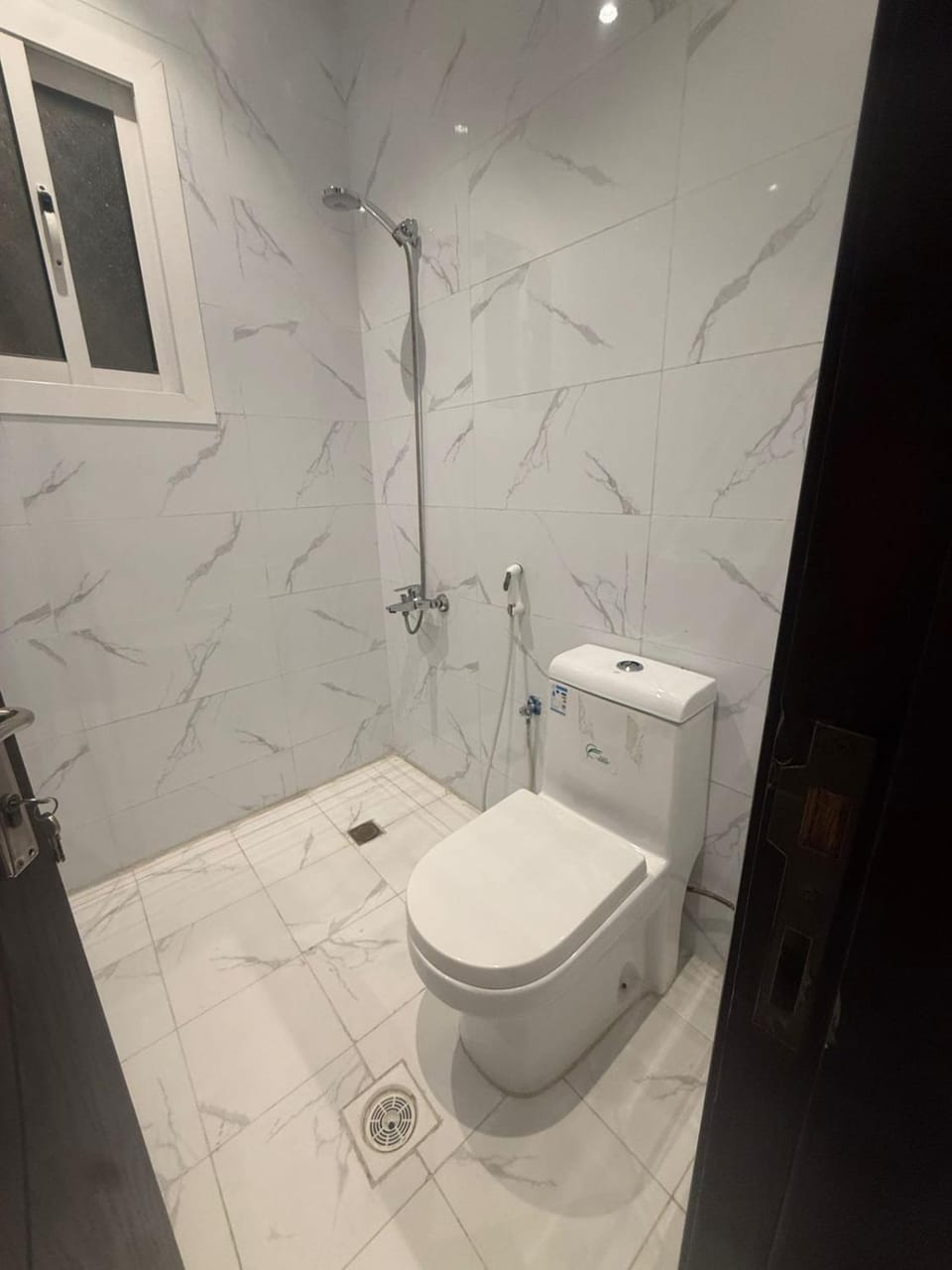 غرفة بسرير ماستر بالقرب من مطار عبدالعزيز Apartment in Jeddah