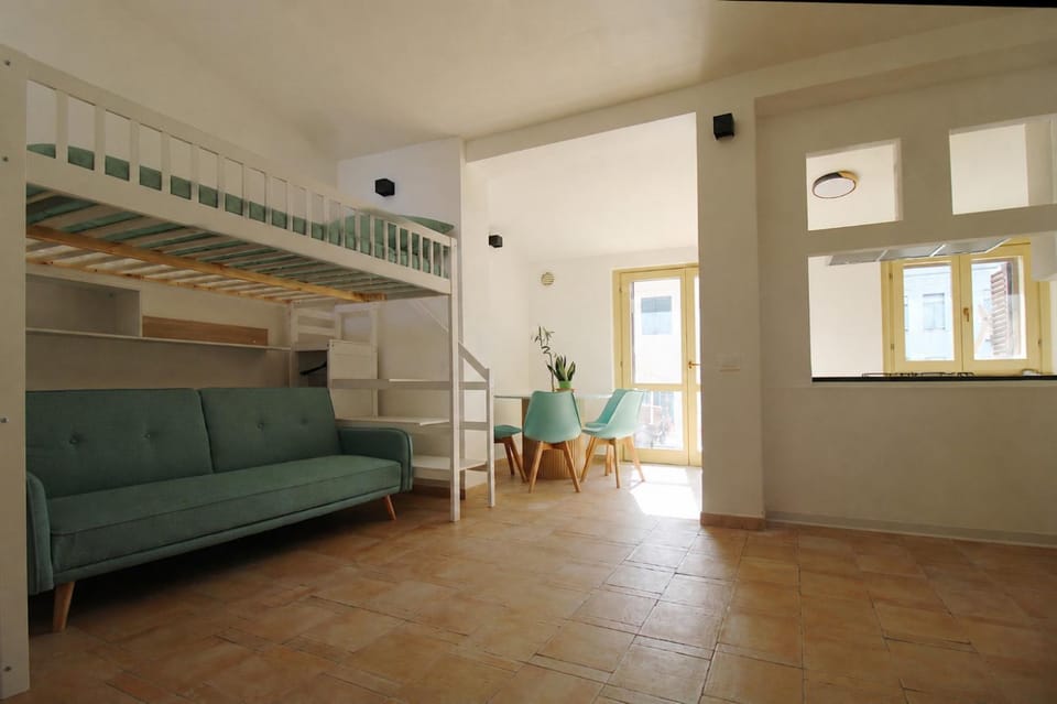 Casa Conti Trivelli 2 Bed and Breakfast in Vasto