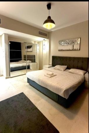 Chic Stays - 1BR Mangroovy Seaview - Beach Access Apartment in Hurghada