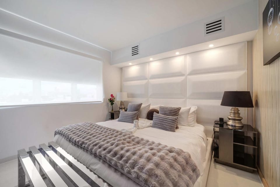 Luxe Oceanfront Penthouse on Ocean Drive So Beach House in Flamingo Lummus