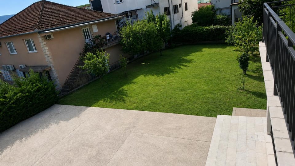 Property building, Garden view