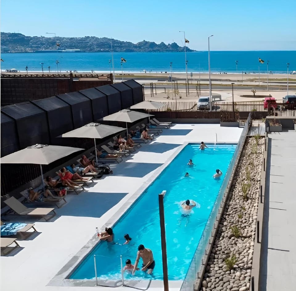 Beach, Swimming pool