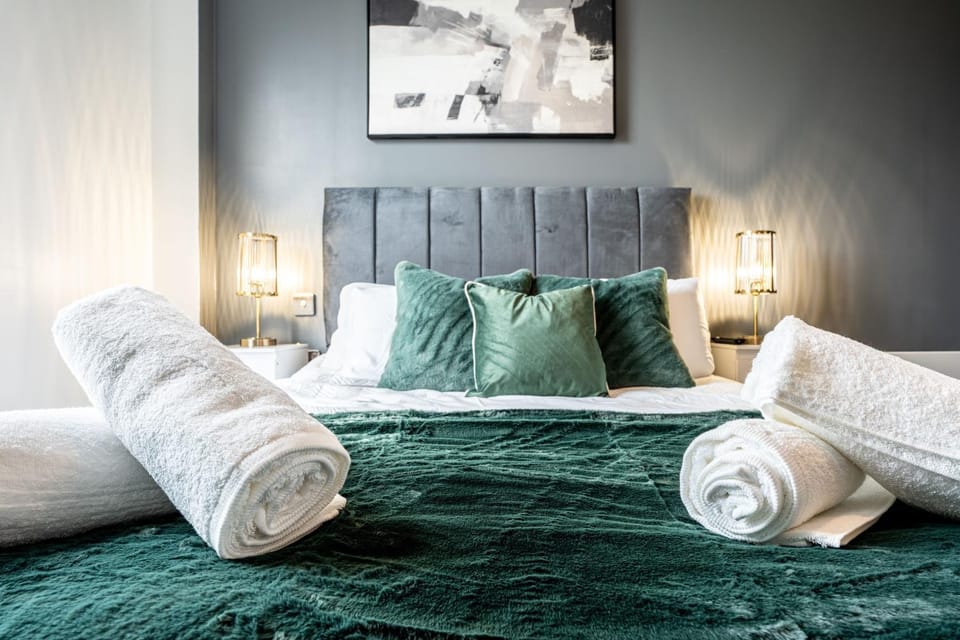 Manchester City Retreat Arcade Sleeps 4 Apartment in Salford