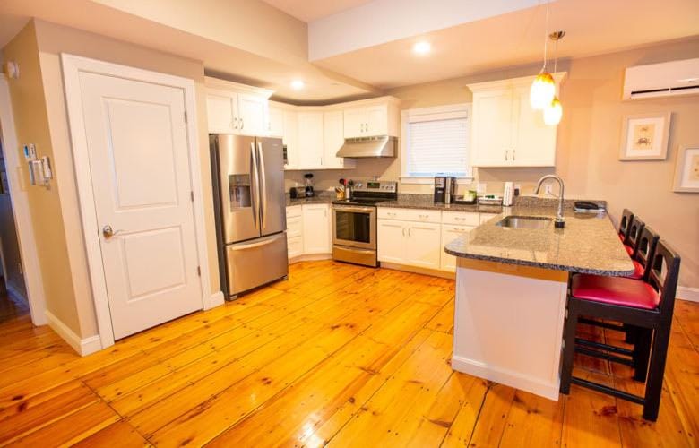 84 Main - 2 Bedroom Apartment in Arundel