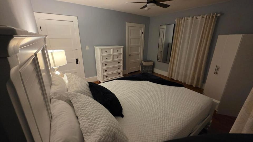 Peabody short term rental Apartment in Staunton