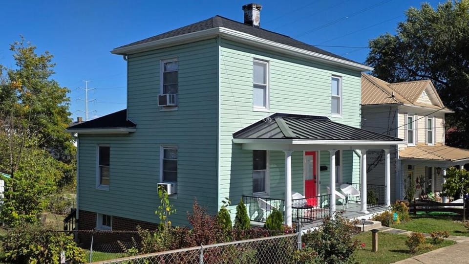 Peabody short term rental Apartment in Staunton