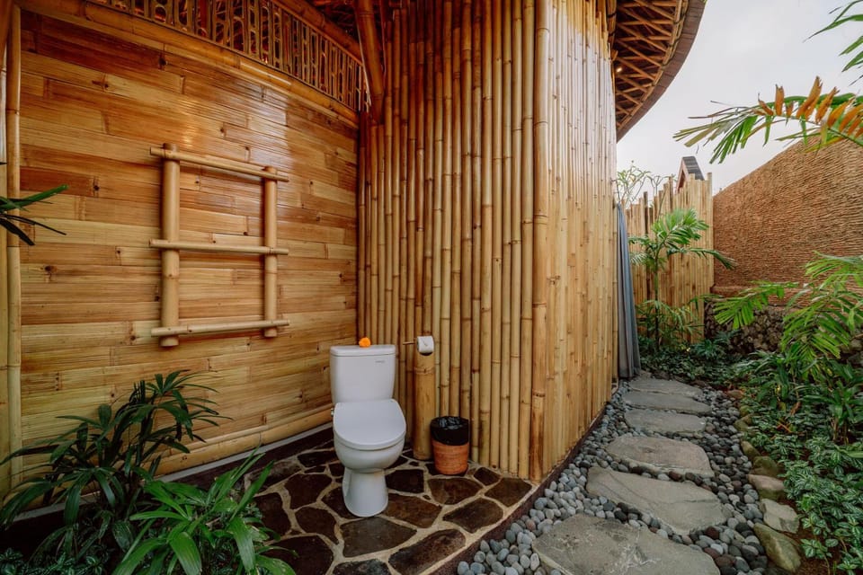 Garden, Bathroom