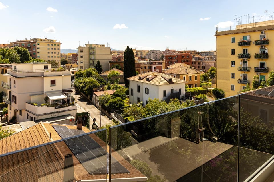 DKV Collection Rhome- Pigneto - 4 stops Colosseum Apartment in Rome
