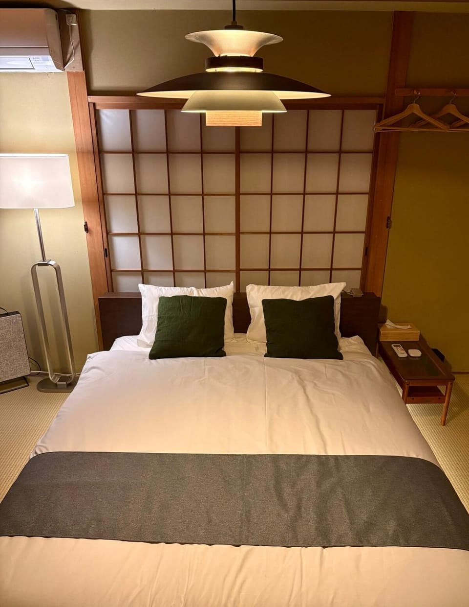 Atami 10 min walk to town and the ocean Spacious yard Apartment in Shizuoka Prefecture