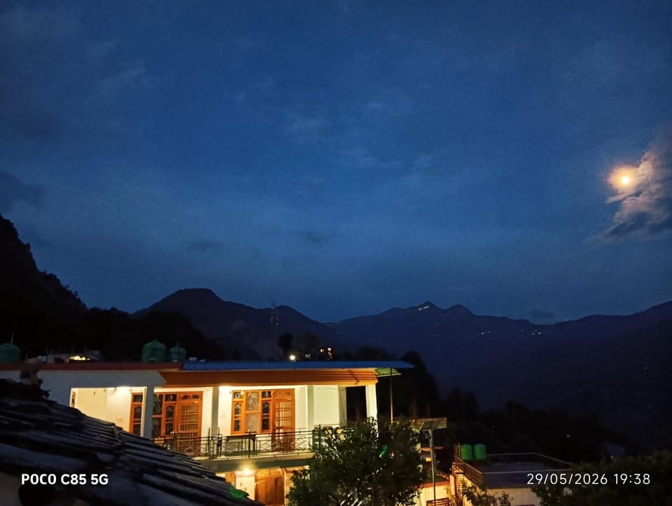 Himvaas homestay Vacation rental in Uttarakhand