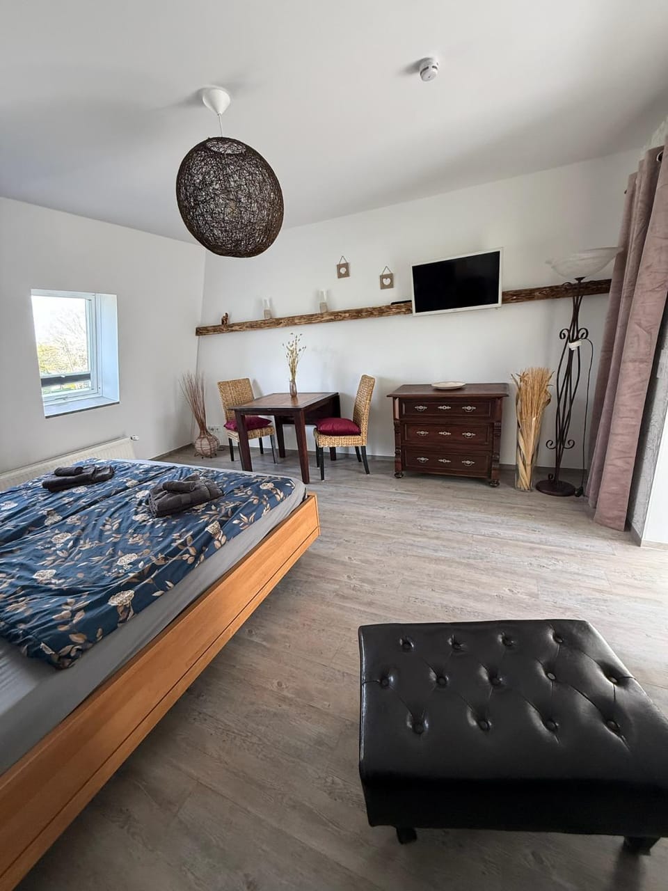 Naturidylle im Schwalbennest - Ferienzimmer in Sternberger Burg Apartment in Mecklenburg-Vorpommern, Germany