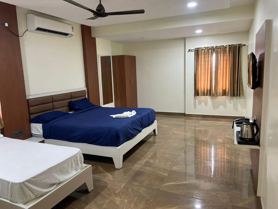 SSR PARADISE ROOMs Bed and Breakfast in Tamil Nadu