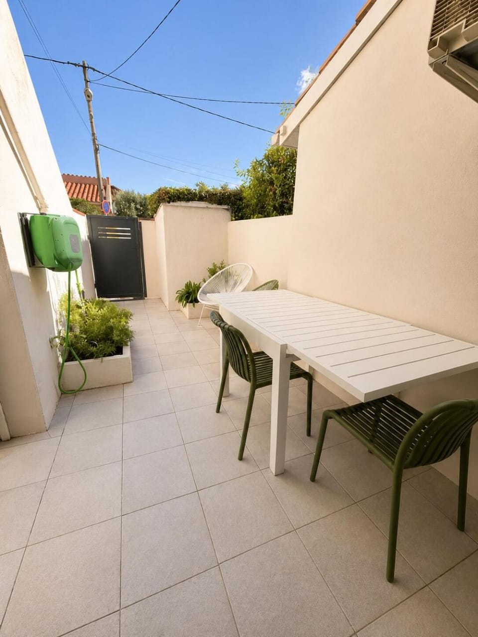 T2 Climatisé avec Parking Privé & Terrasse Canet-Plage Apartment in Canet-en-Roussillon