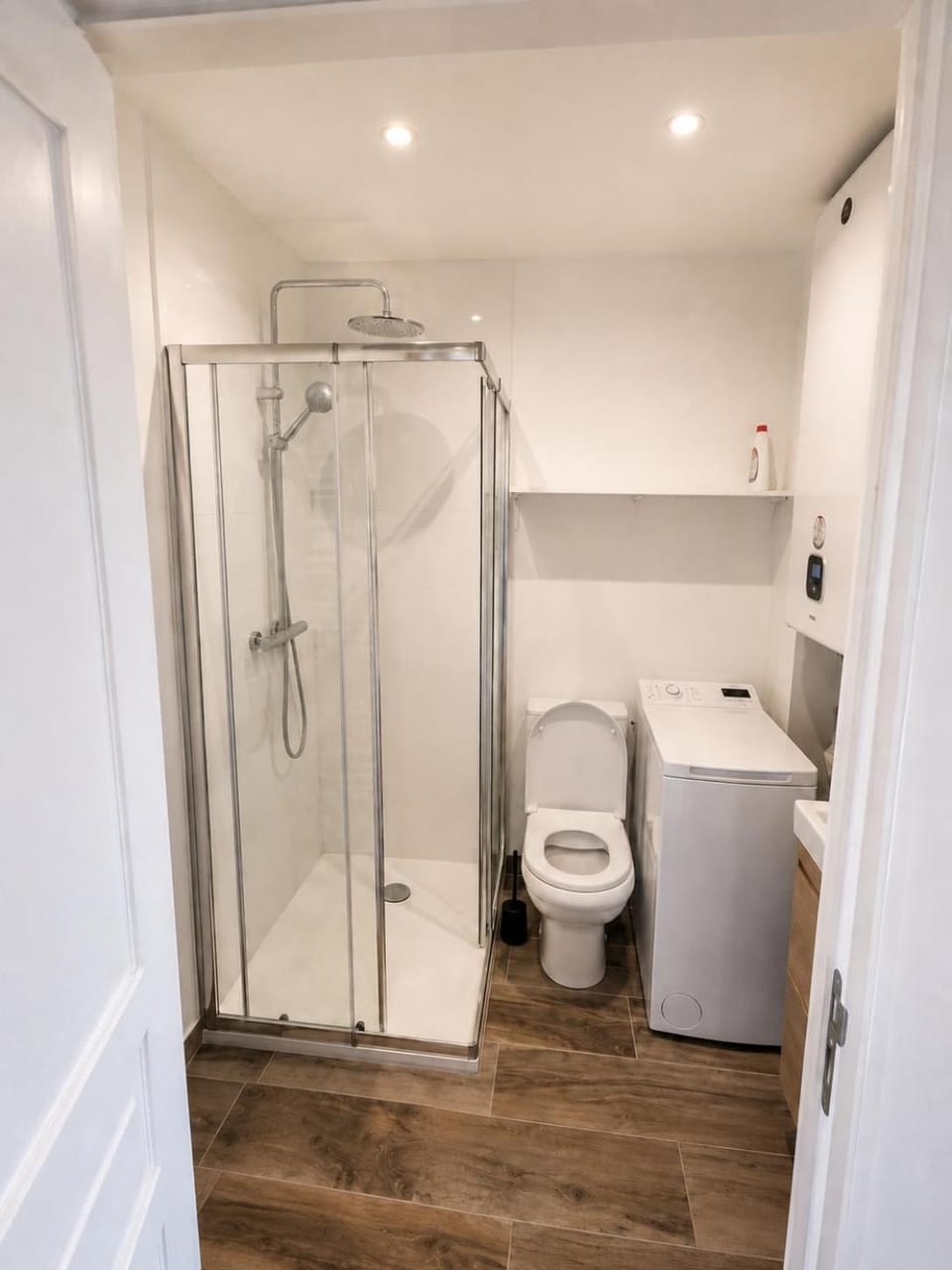 T2 Climatisé avec Parking Privé & Terrasse Canet-Plage Apartment in Canet-en-Roussillon