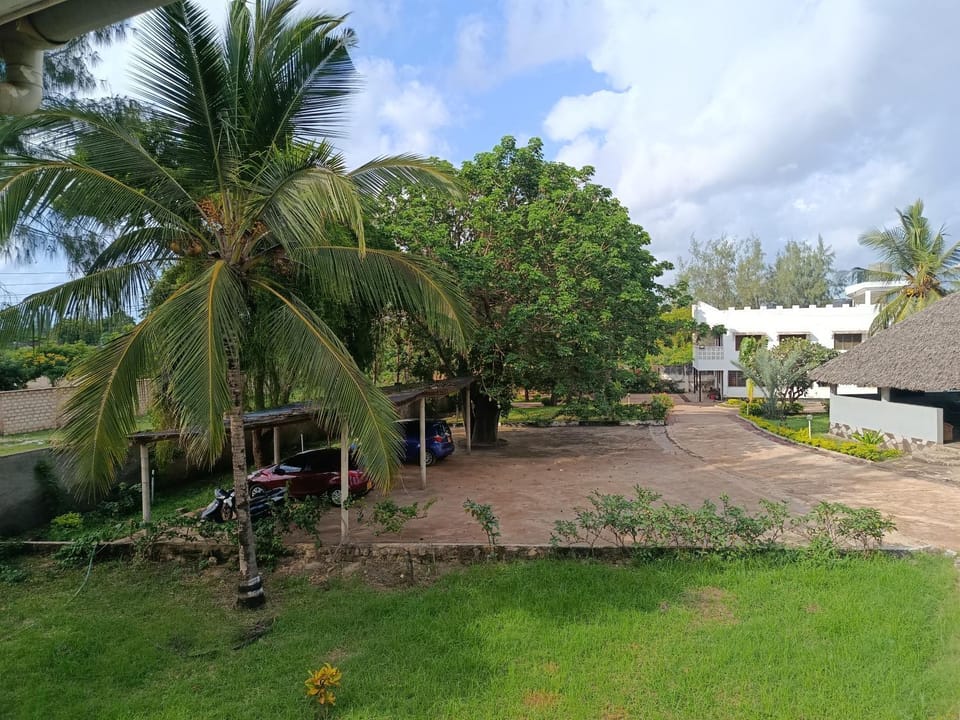 Diani family friendly Apartment in Diani Beach
