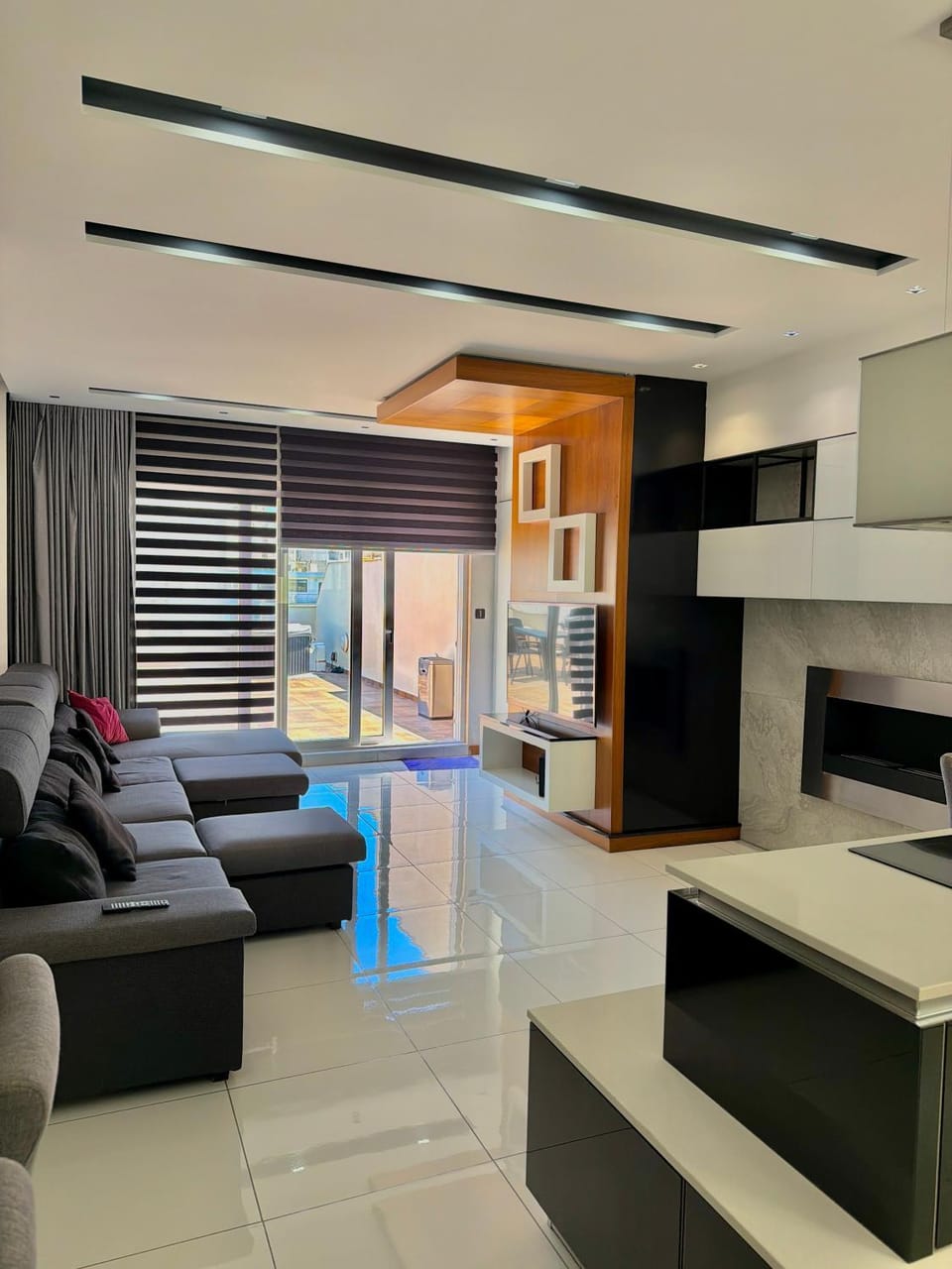 Exclusive Penthouse Jacuzzi Rooftop San Julian Apartment in Saint Julians