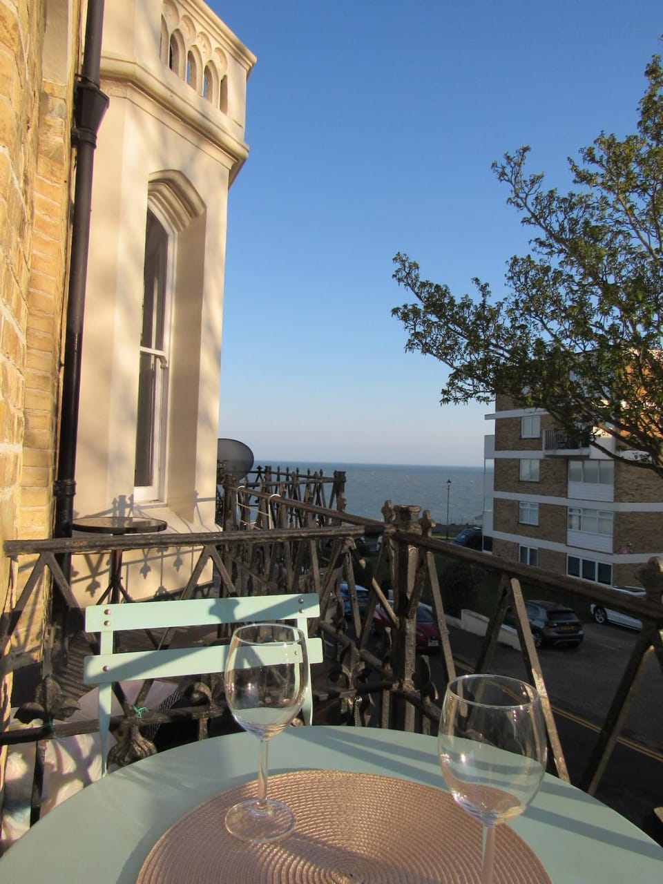 View (from property/room), Balcony/Terrace, Dining area, Sea view