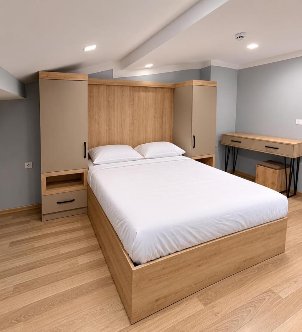 Bed, Bedroom, wardrobe