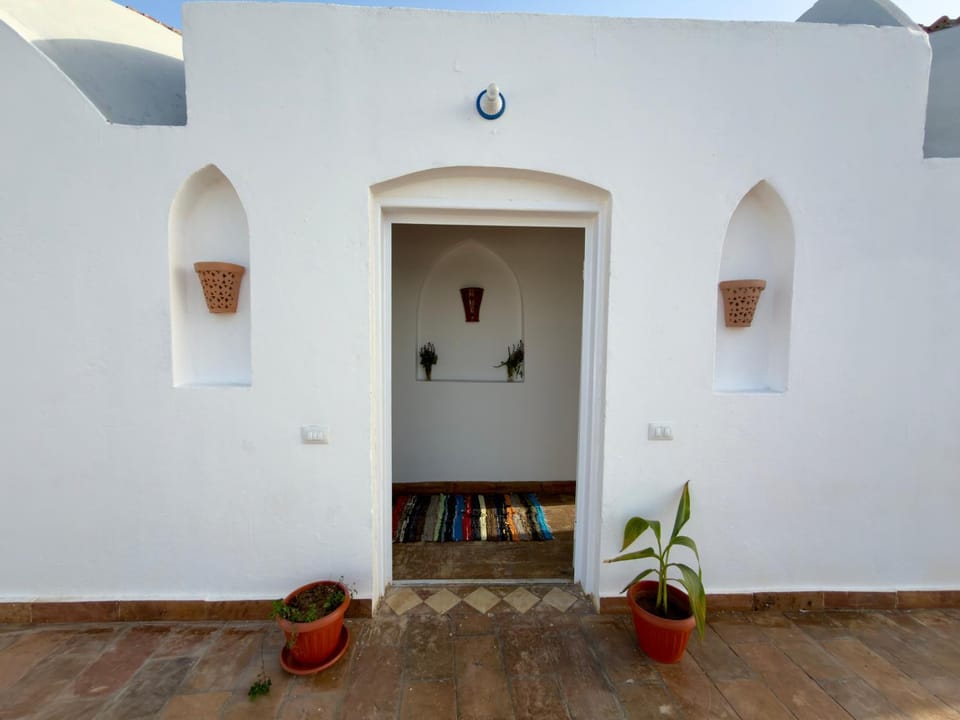 Sunlight Dome Studio Bed and Breakfast in Luxor Governorate