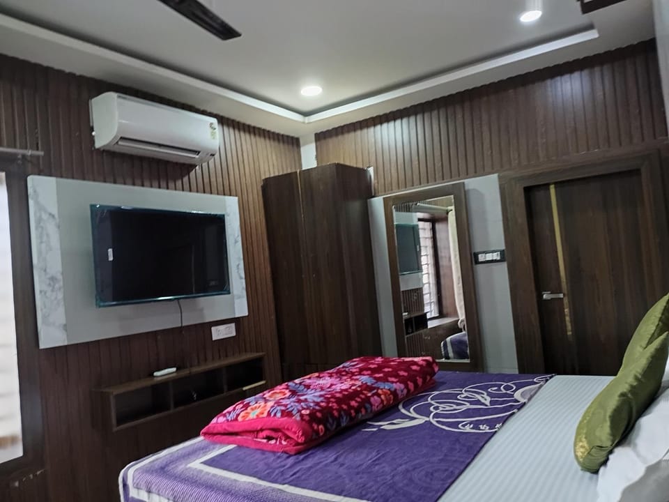 Alakhnanda guest house Bed and Breakfast in Varanasi