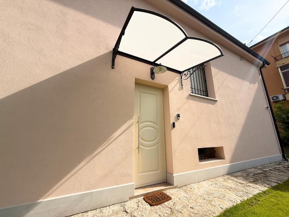Villa Budi - 3 Suites con bagno privato, Garage e 4 posti auto House in Verona