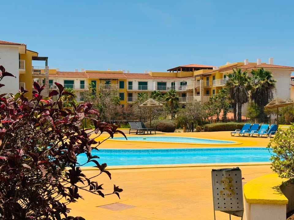 Garden view, Pool view, sunbed