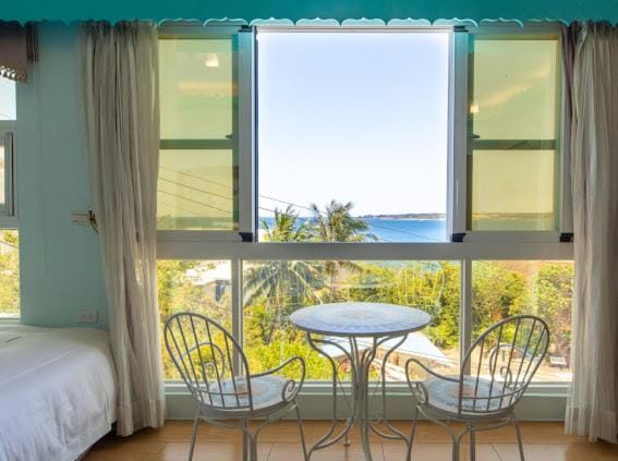 Bed, Natural landscape, View (from property/room), Photo of the whole room, Bedroom, Sea view