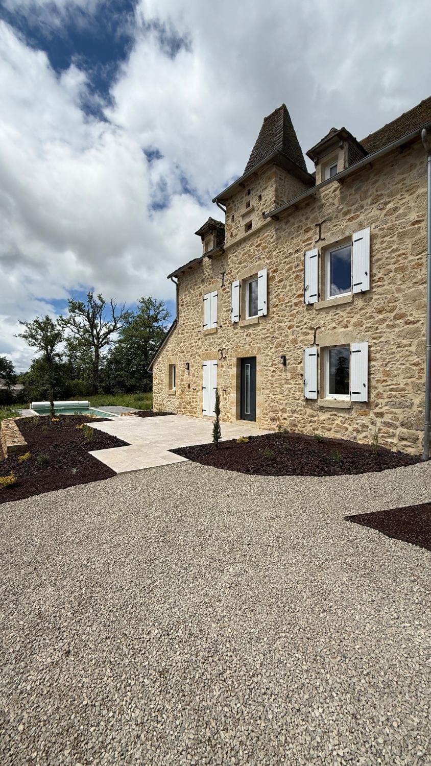 Cougoustal a vacation rental with pool 12 people Aveyron House in Occitanie
