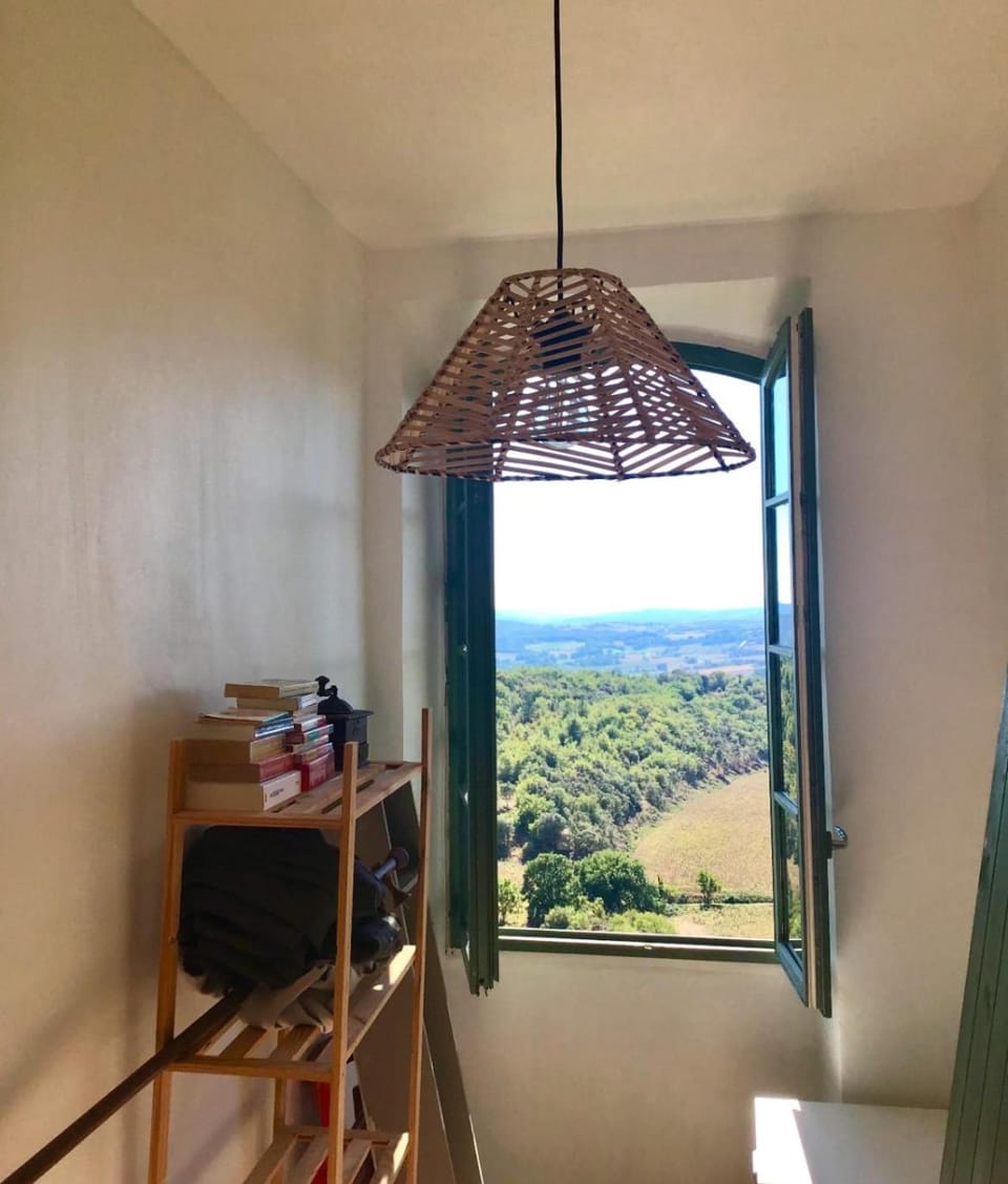 Beautiful studio with a beautiful view Apartment in Provence-Alpes-Côte d'Azur
