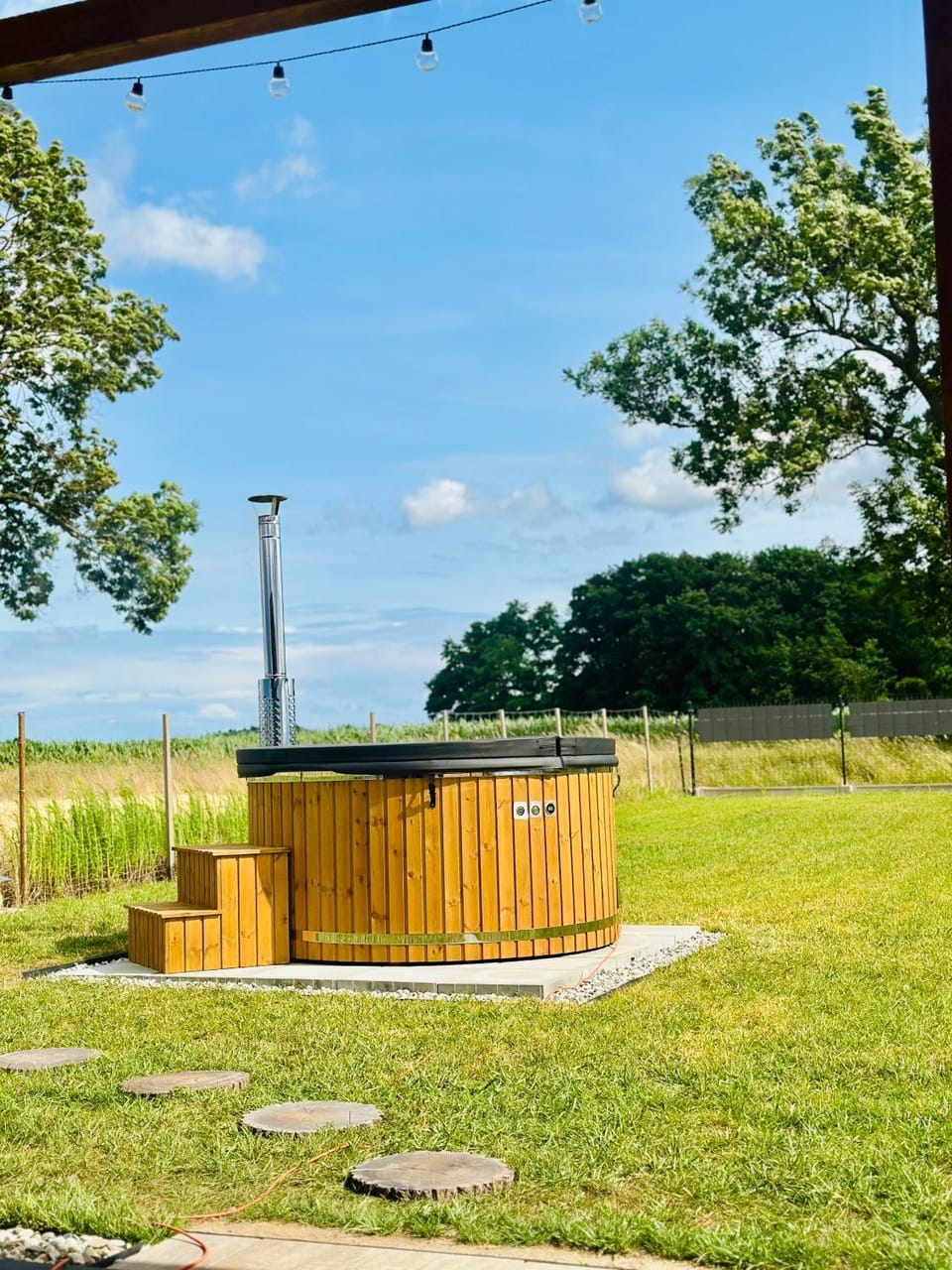Natural landscape, Garden, Hot Tub, Spa and wellness centre/facilities, Garden view, Area and facilities