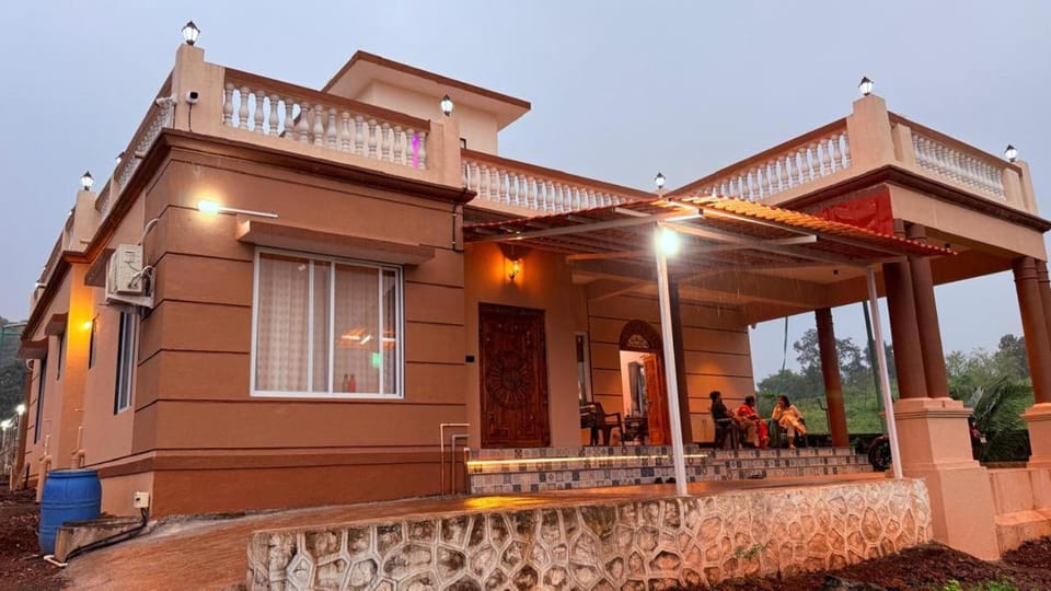 The Foothill Grove- Premium Villa & Farmstay Villa in Maharashtra