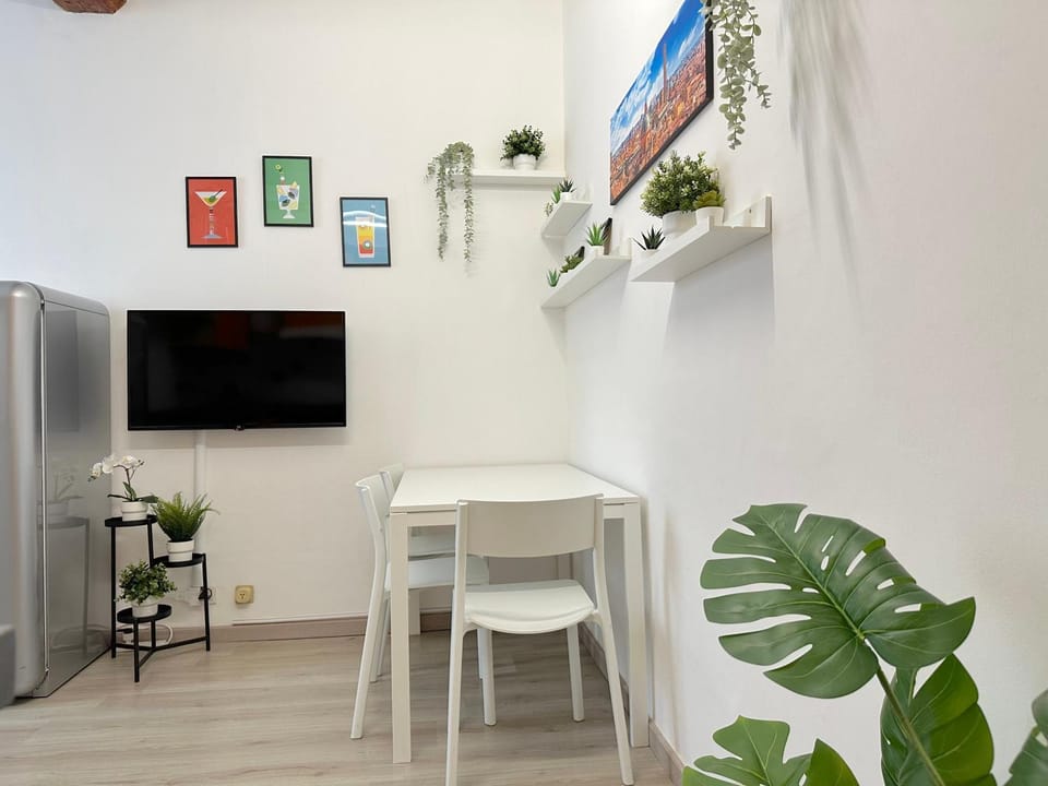 TV and multimedia, Dining area