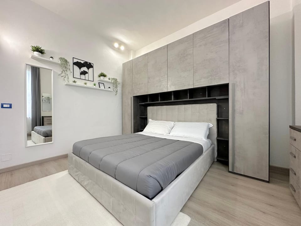 Bed, Photo of the whole room, Bedroom, wardrobe