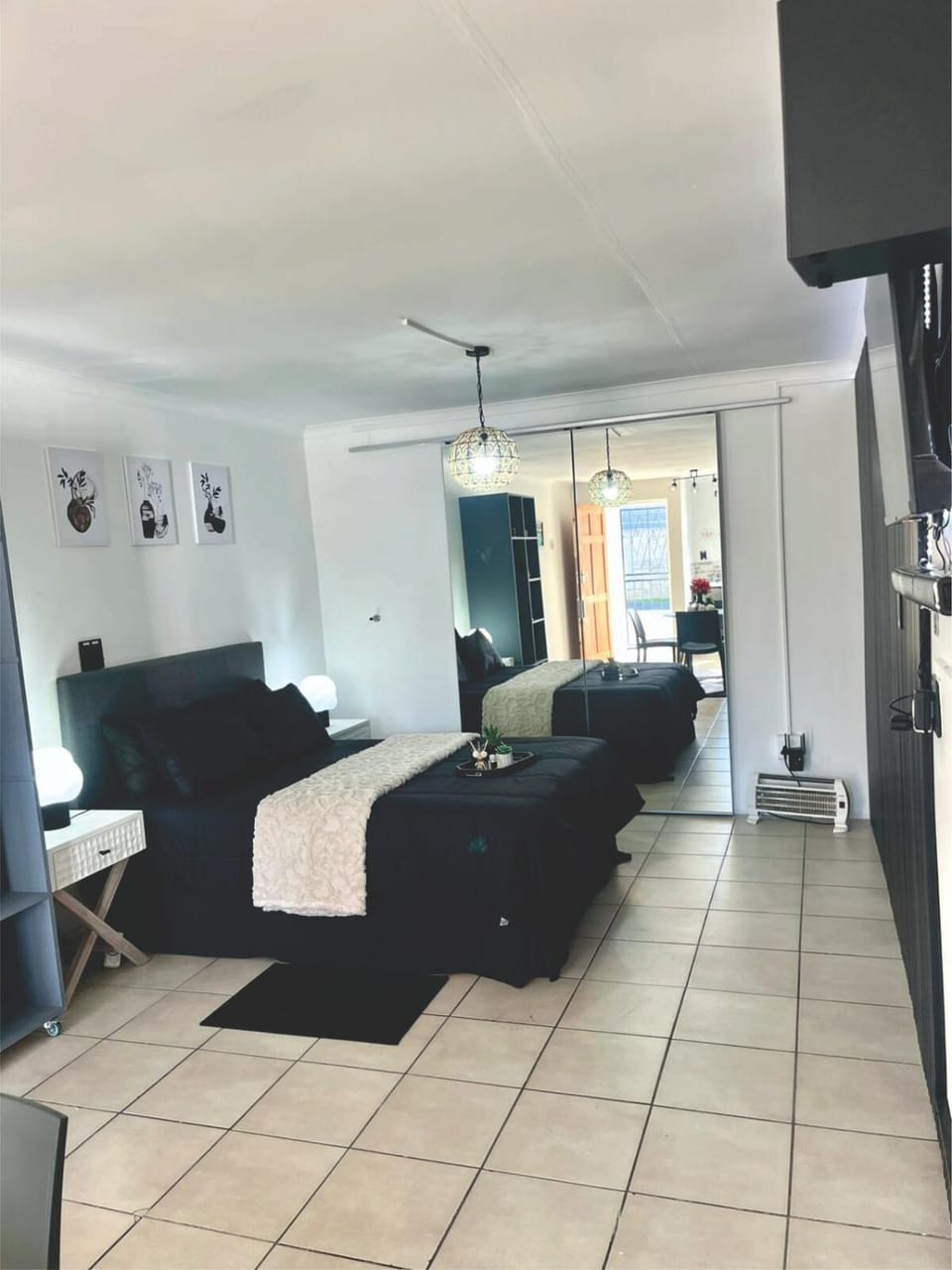 Angel's Cottage Unit 2 Apartment in Cape Town