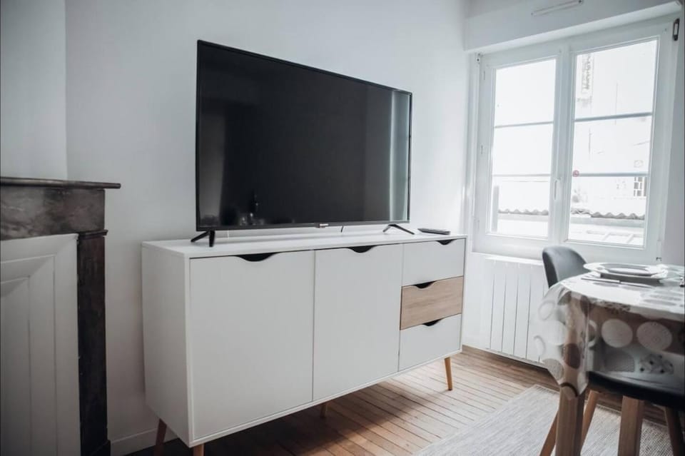 4 Escale confortable au cœur d'Ernée Apartment in Pays de la Loire