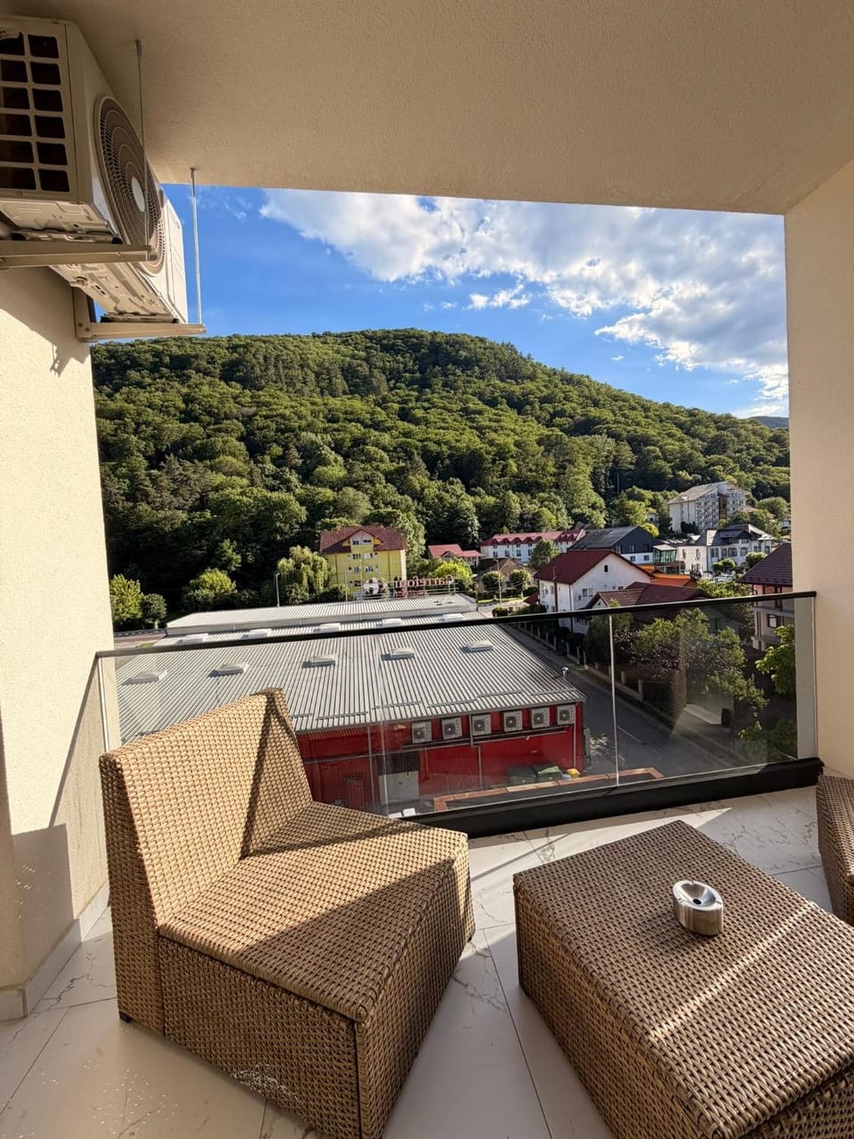 Apartament Căciulata Duo cu 2 camere independente Apartment in Romania
