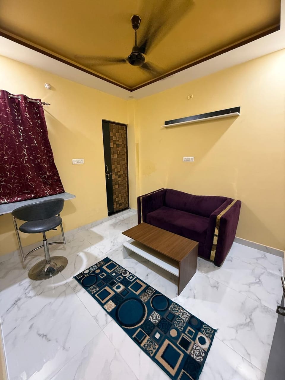 Modern 1BHK AC Retreat Apartment in Varanasi