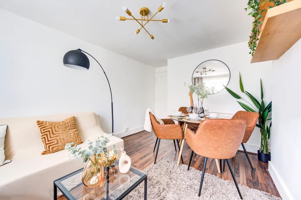 Attic 3 bedroom close to Central London Apartment in London Borough of Islington