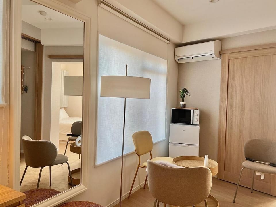 Luxury 2 bedroom suite in Shinjuku Meoa, super luxury Dyson & POLA top configuration! 3 min to Waseda station, maximum 4 guests Apartment in Shinjuku