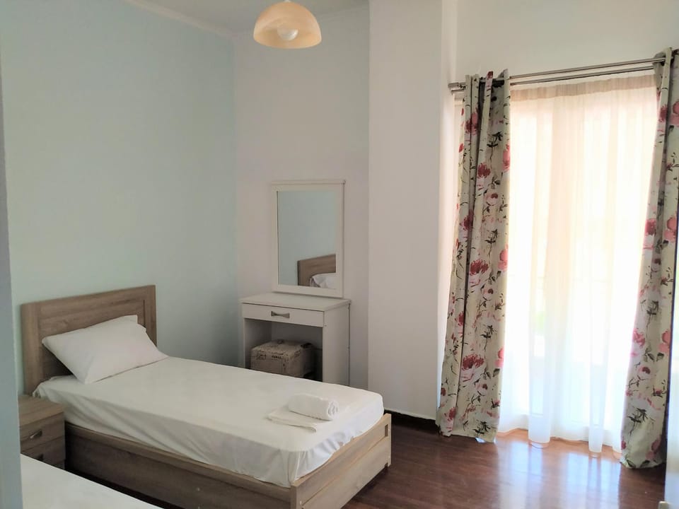 Ioannis Foteinos Studios Apartment in Ligia