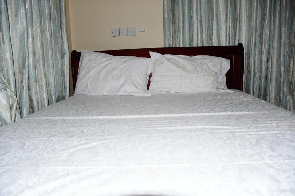 Lux 3 Bedroom Bungalow near Zanzibar Airport House in Tanzania