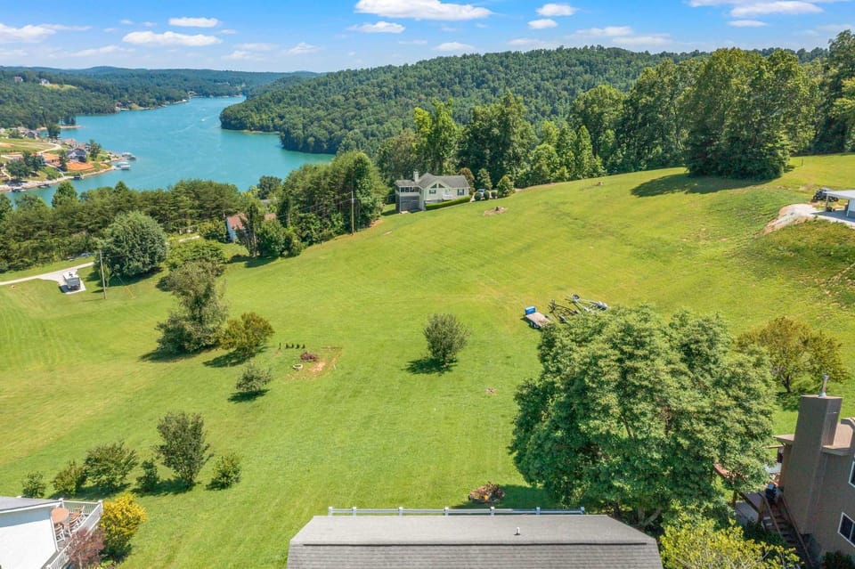 Norris Lake House W Private Boat Slip & Game Room House in Norris Lake