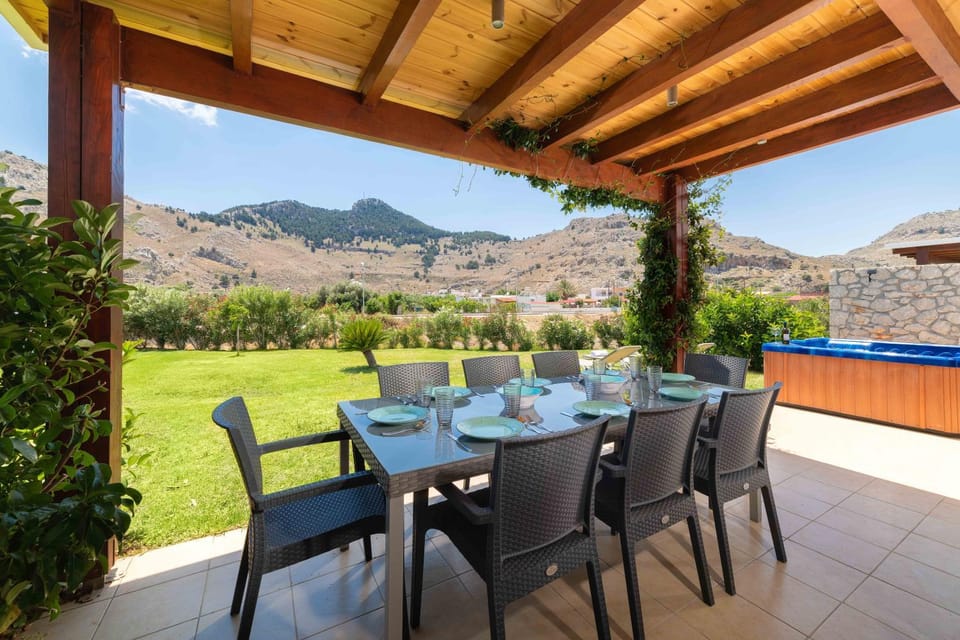 Patio, Garden view, Mountain view