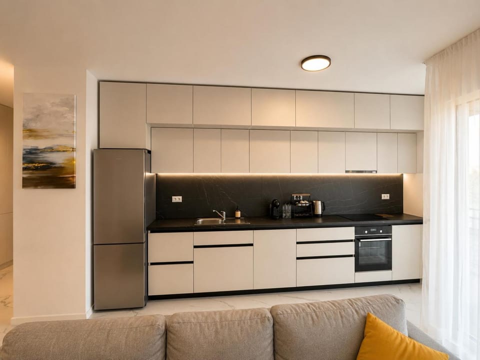 Kitchen or kitchenette, kitchen, kitchen