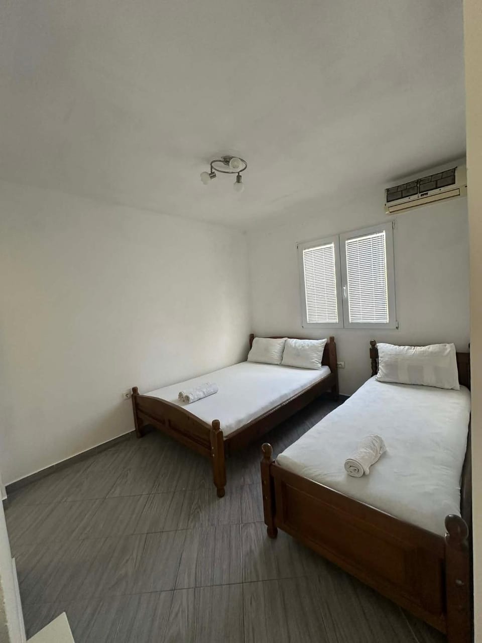 Apartmani Glory Sutomore Bed and Breakfast in Montenegro