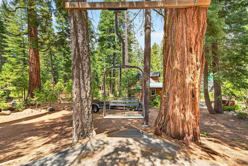 The Rustic Pine 2BDR Cabin Cabin in Lake Tahoe