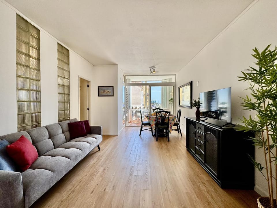 Communal lounge/ TV room, Living room